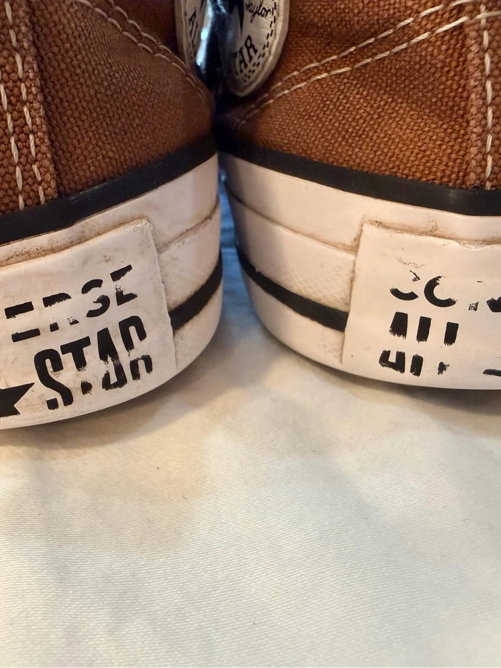 Converse Chuck Taylor All Star High Top Kids Youth 4 Brown Canvas Sneakers